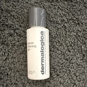 Dermalogica Cleansing Gel in White and Gray